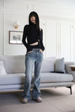 String hole turtleneck top