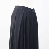 Rich two-pin tuck wide slacks