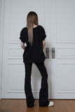tight boots-cut jeans