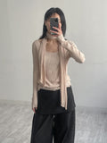 [Muffler set] Pleats U-neck Long Sleeve T-shirt