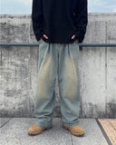Sand one-tuck denim pants