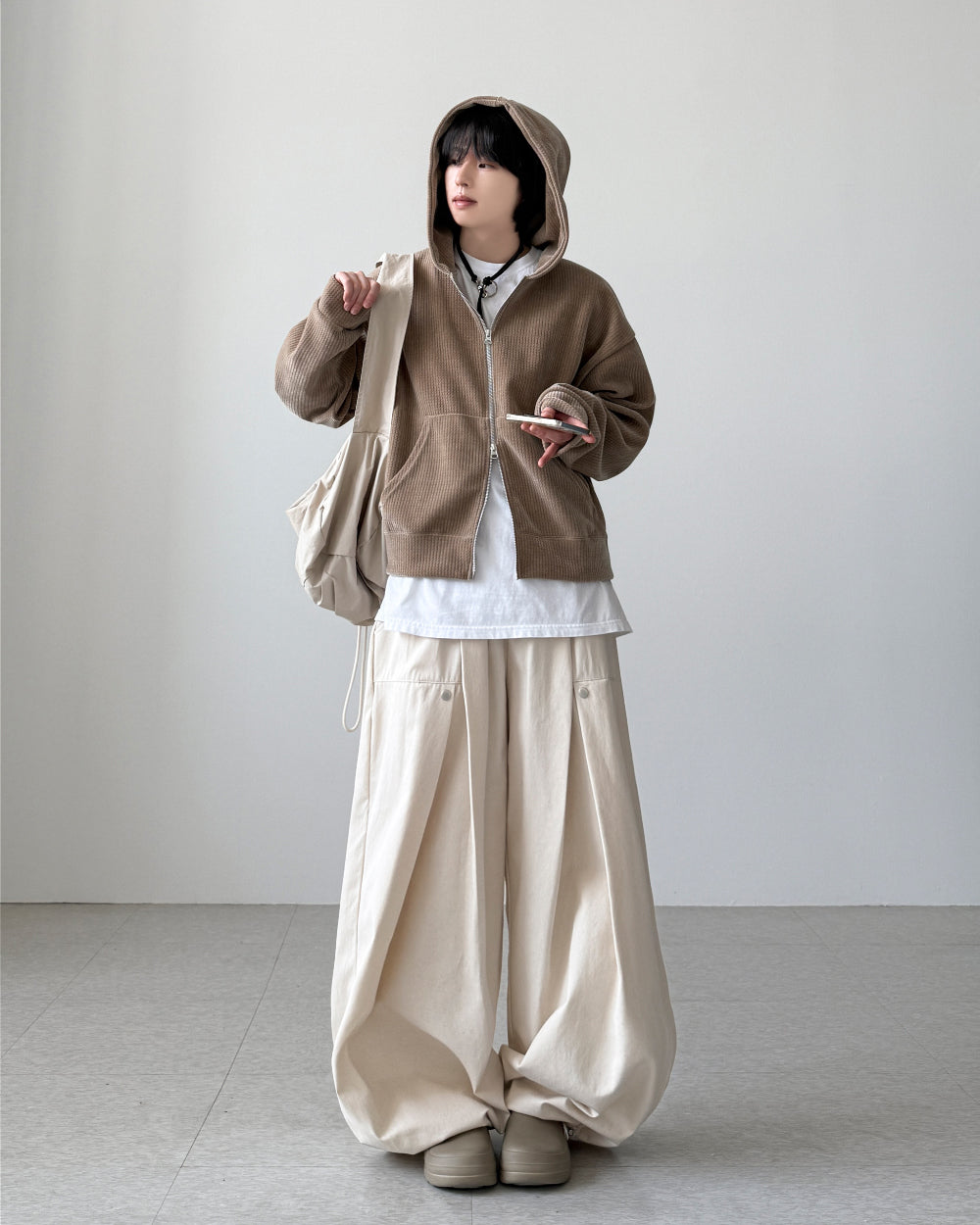 【YOURNUS】Moed Rivet Balloon Pants YOURNUS (ユアノス) - モエリベットバルーンパンツ / Moed Rivet