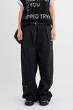 Single eyelet belt
