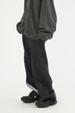 Incision snap cover wide denim pants