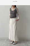Dipping U-neck Sleeveless Top