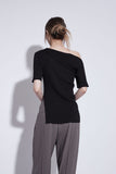 unbalance neck knit top