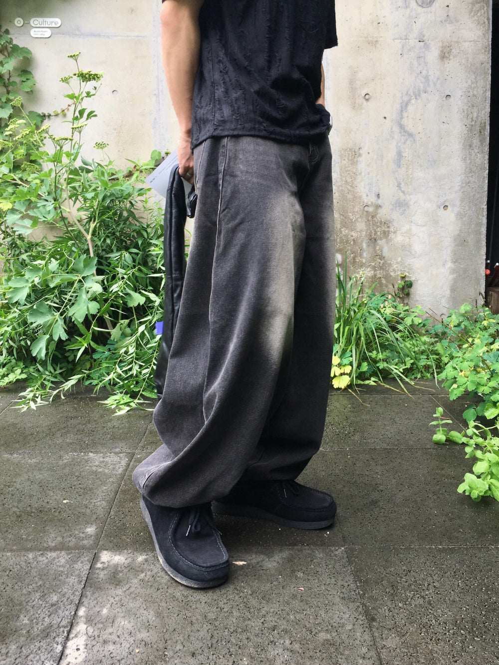 【DISCERNMENT】Ramie Brush Balloon Denim Pants DISCERNMENT】Ramie Brush Balloon Denim Pants (DISCERNMENT