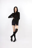 Finger slim hooded top
