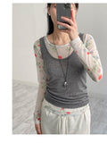 Dipping U-neck Sleeveless Top