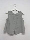 [Nylon ver.] Two-button sleeveless blouse