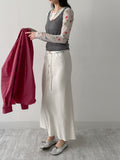 Dipping U-neck Sleeveless Top