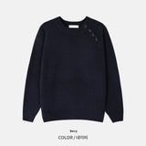 Round button knit