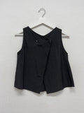 [Nylon ver.] Two-button sleeveless blouse