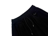 Derring tutuck bermuda pants