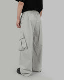 Oblique cargo pants