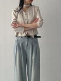 [Tie SET] Padded V-neck Pin Tuck Blouse