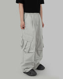 Oblique cargo pants