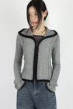 Like two-tone zip-up knit