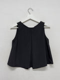 [Nylon ver.] Two-button sleeveless blouse