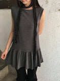 Hochimi Frill Layered Sleeveless