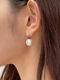 Leppetto Pearl Drop Earring