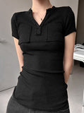 Neck slit pocket t