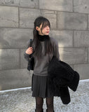 Peer Basic Round Knit