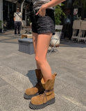 Wrinkle Side Rivet Shorts