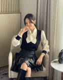 Duren Combination Knit Vest Tie Blouse
