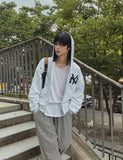 Wearing Stripe Banding Pants