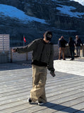Moving diagonal pocket cargo pants