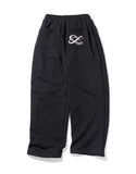UNMEASURED LOGO TWO TUCK SWEAT PANTS