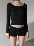 Roun Basic Deep Round Neck Tee