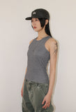 OVERLOCK SLEEVELESS