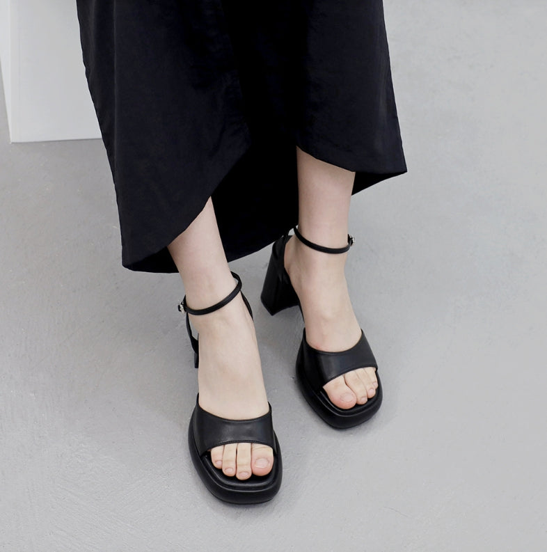 Illyn Strap Sandal Heels