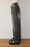 DARK KNEE RIP DENIM