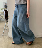 Ruami Cut Balloon Wide Denim Pants