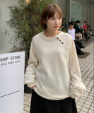 [BAONHAUS] Pimens Side Button Waffle Round Knit