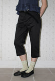 SLIT CAPRI PANTS