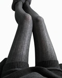 Vertical knit tights