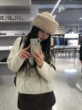 Labo Cable Round Knit