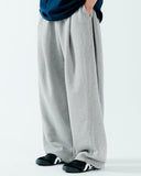 Saibah Tuck Sweatpants