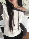Enshu Brushed Color Matching Hood Off-Shoulder T-Shirt