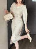 Eini simple H line slit one piece (belt set)