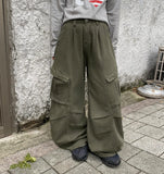 Padrick Curved Cargo Wide Pants