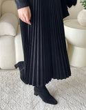 Roca Suede Pleated Banding Skirt