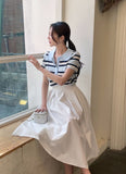 Oldin Stripe Collar Short Sleeve Knit
