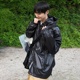Essential windbreaker