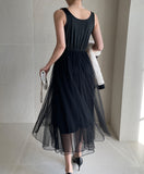 Labia Sleeveless Sha One Piece
