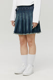 BUCKLE DENIM PLEATS SKIRT